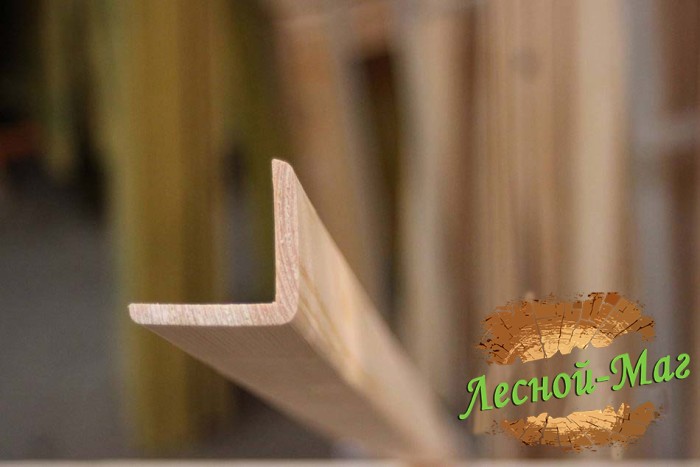 Деревянный уголок без сучковый