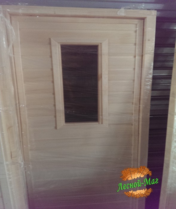 Дверь липа со стеклом